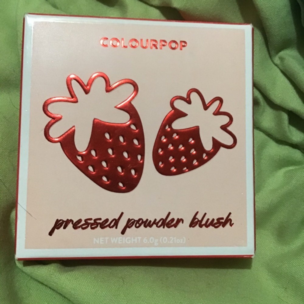 Colourpop strawberry blush in shortcake, limited - Picture 4 of 8